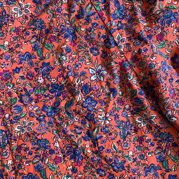 Universal Thread Floral Top | Red floral | Size Large | Puff Sleeve - Picture 8 of 8